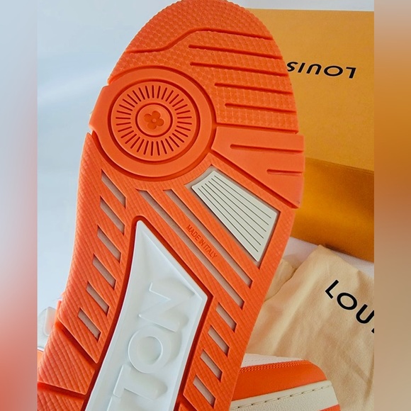 NEW Louis Vuitton Orange Monogram Embossed Trainer Sneakers - Picture 11 of 15